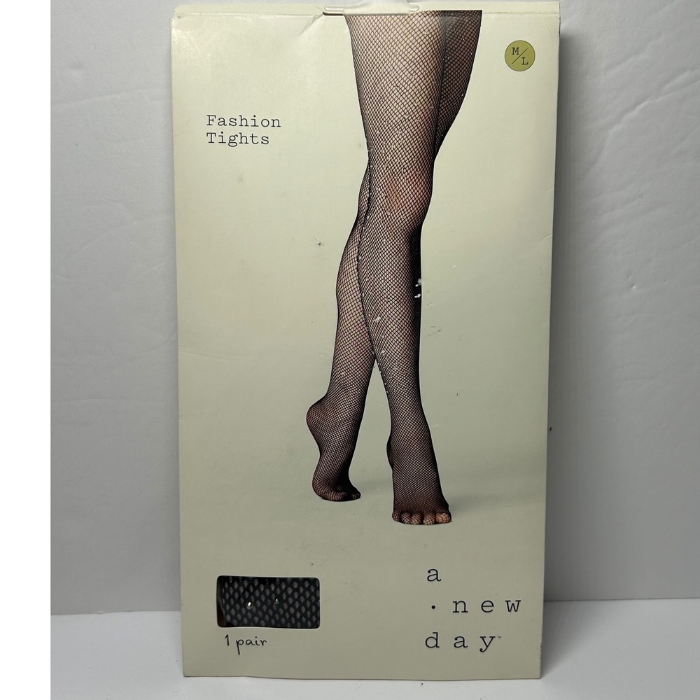 A New Day Fashion Tights Black Fishnet Pattern Size M/L‎ Brand New